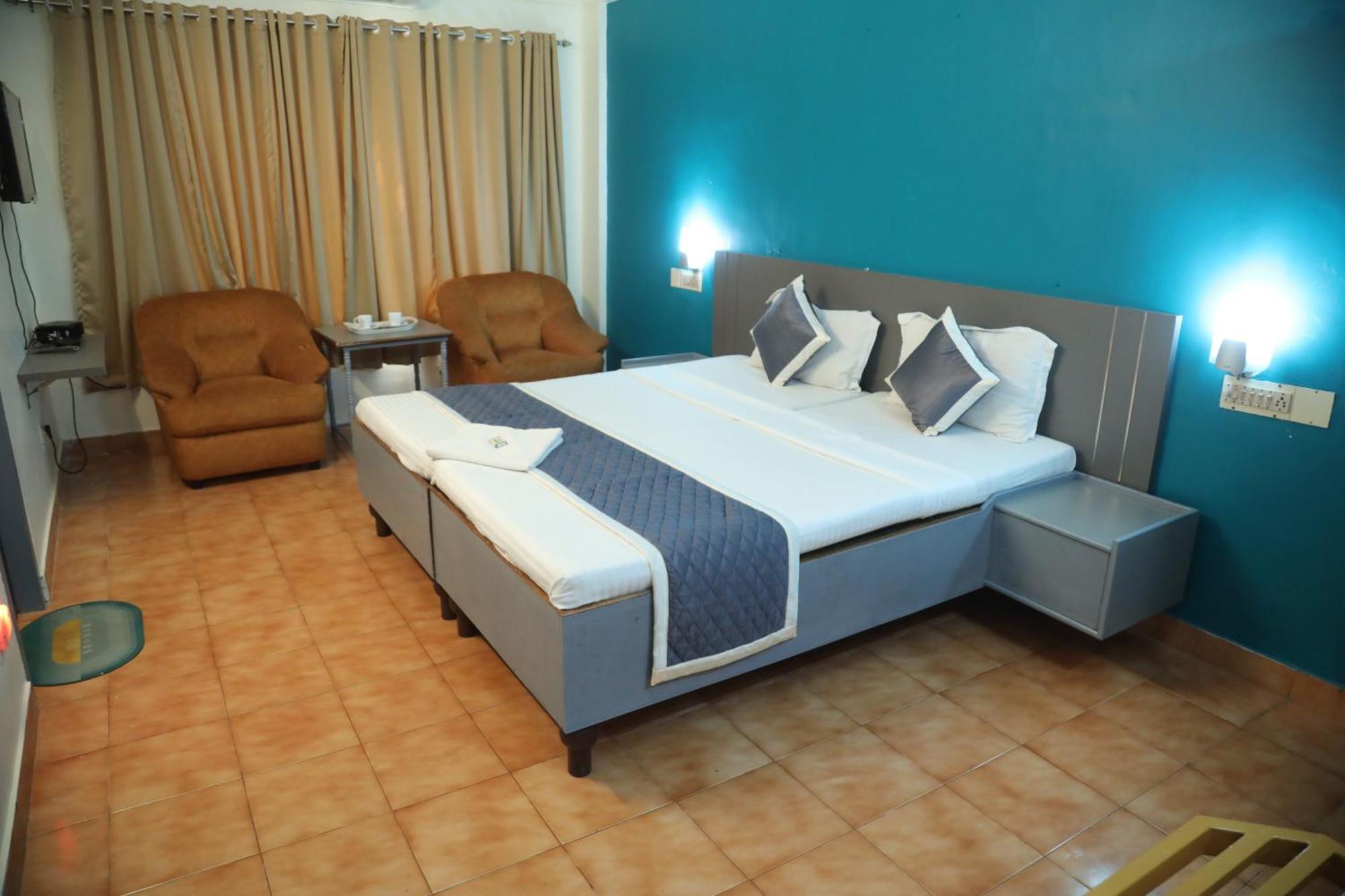 Grand Harmony Beach Resort Kovalam Exterior photo